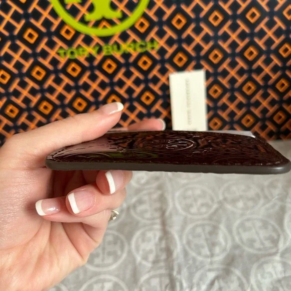 Tory Burch T Monogram Embossed Patent Leather Card Case Wallet Albarossa - Picture 6 of 8